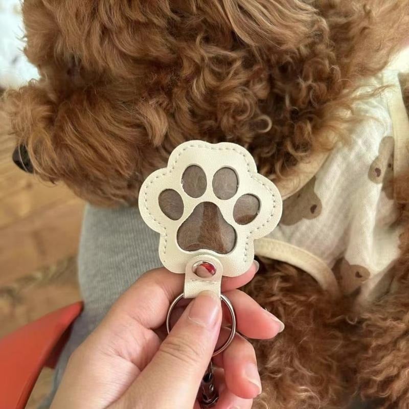 🐾Pet Paw Shaped Leather Keychain - Keep Them By Your Side✨