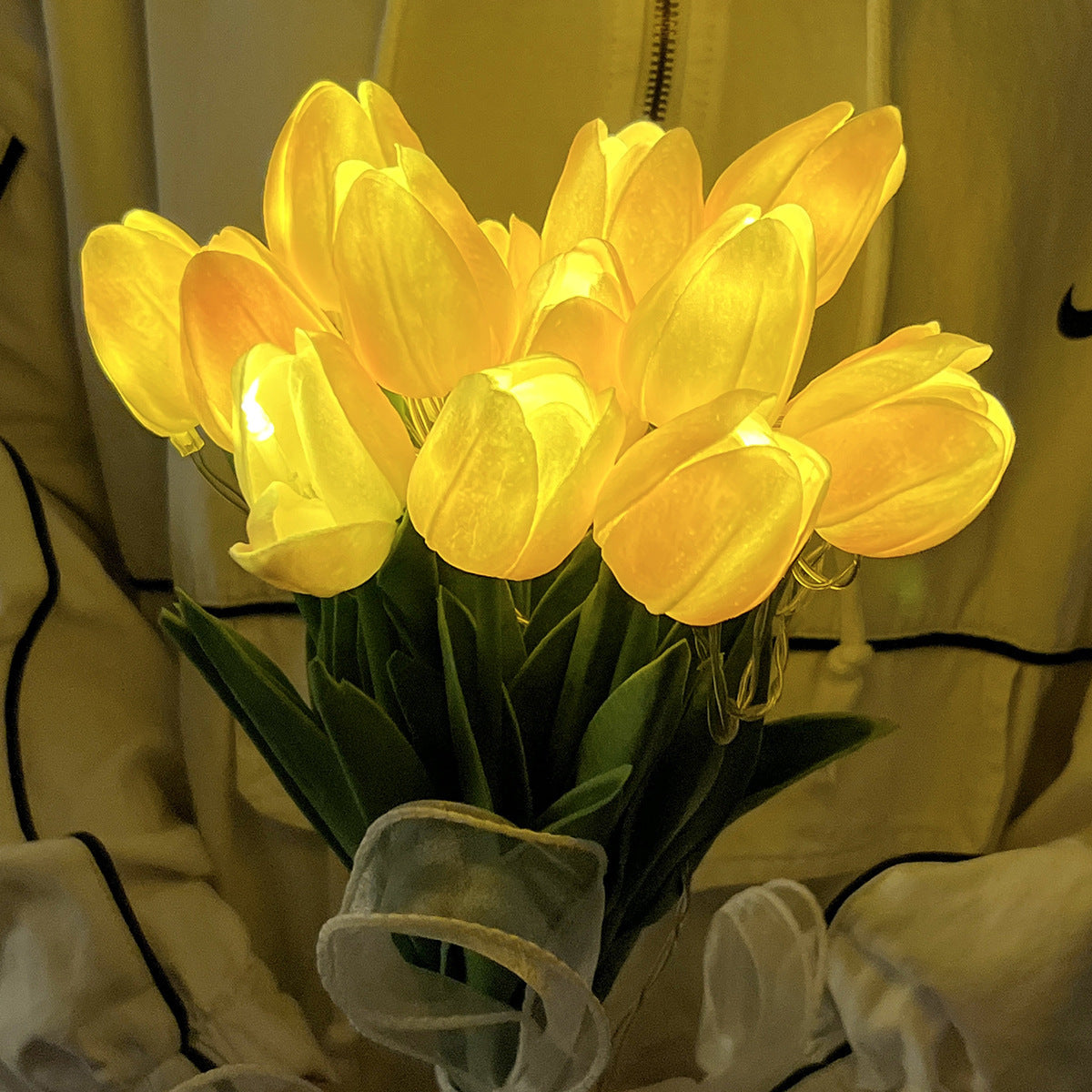 Radiant Romantic Tulip Light ✨💡