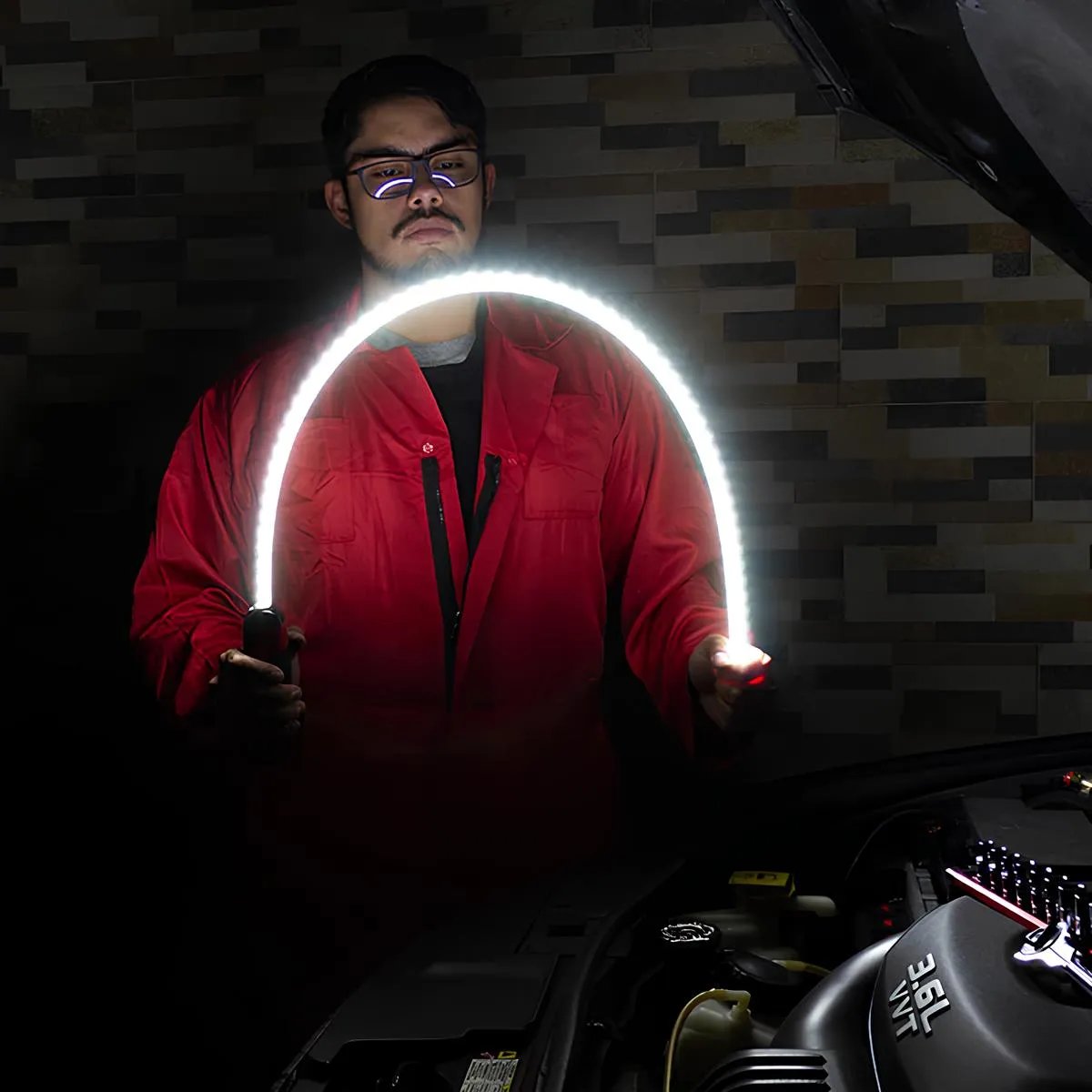 🔥Bendable Flexible LED Work Light💡: Your Professional Light for Narrow Spaces 🛠️