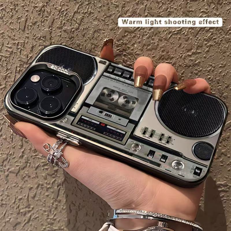 🔥Hot Sale 49% off🌟📼 Retro Cassette Player Pattern Silicone Phone Case Applicable to the Iphone