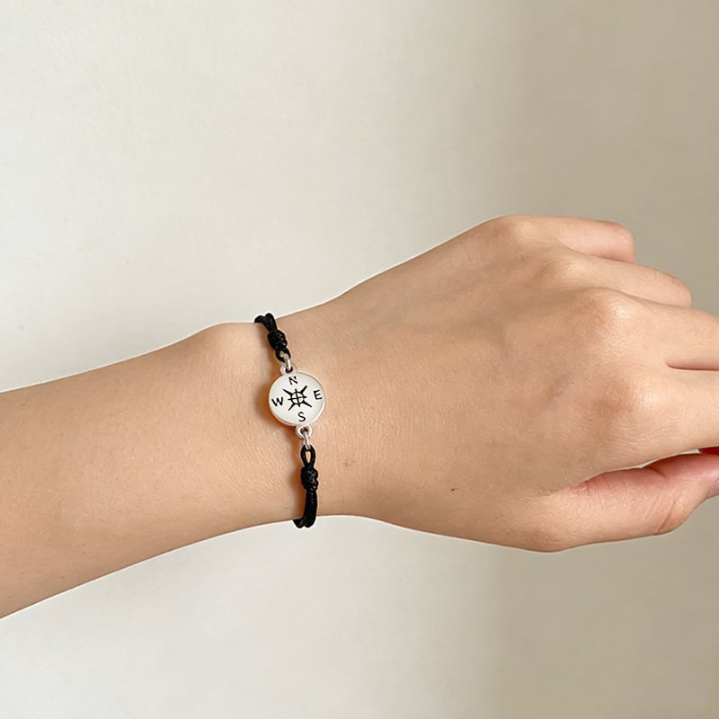 Graduation Compass Bracelet for Class of 2026 – Inspirational Gift for Her Him, High School College 8th Grade Graduate, Stainless Steel with Heartfelt Card & Graduation Cap Box